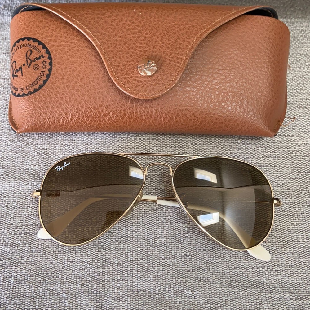 Rayban Gold Aviators
